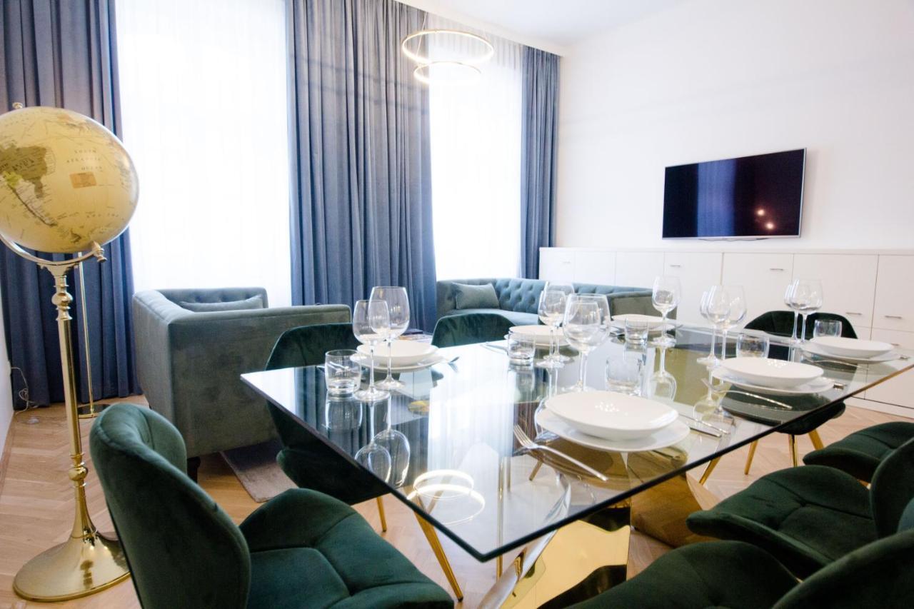 Opera - Mai's Appartement